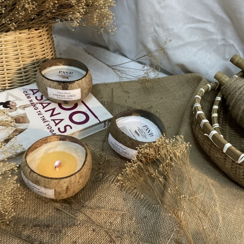 Nến thơm gáo dừa trang trí